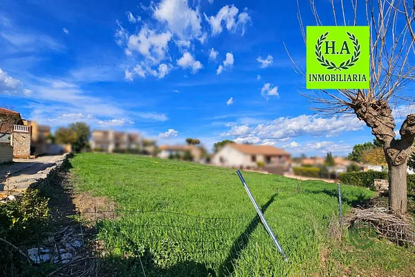 Terreno urbano de 0,0441 ha en venta en Pedrezuela, Madrid