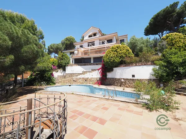 Casa de 0,1183 ha en venta en Sant fost de campsentelles, Barcelona