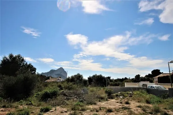 Urban land of 0,1 ha for sale in Alicante