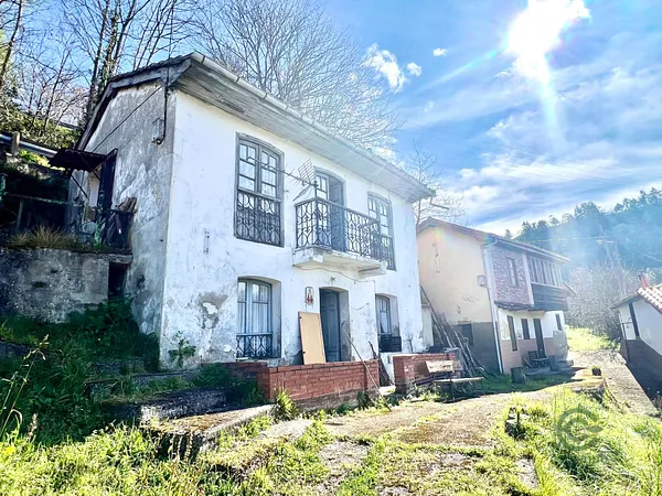 Finca rústica de 0,009 ha en venta en Asturias