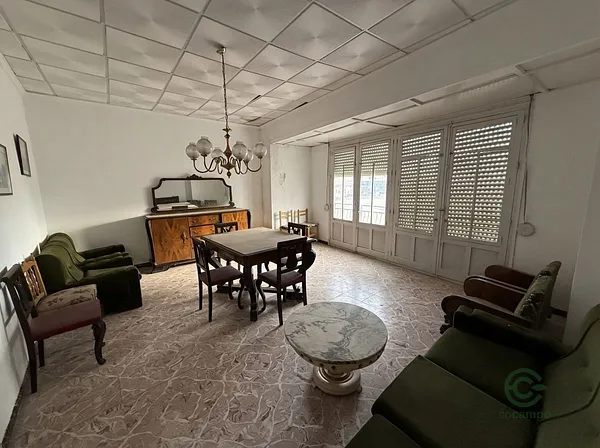 Casa de 0,025 ha en venta en Alicante
