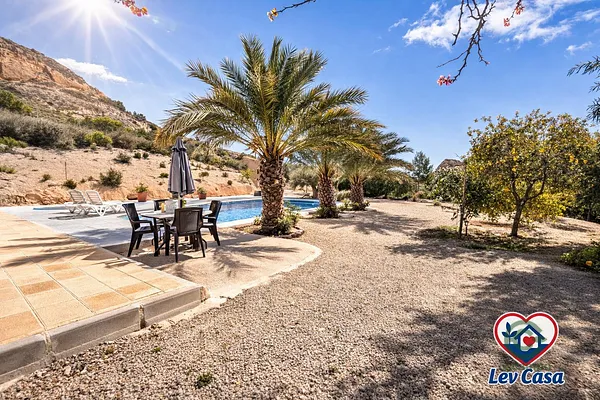 Finca rústica de 0,76 ha en venta en Aledo, Murcia