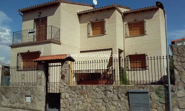 Casa de 0,062 ha en venta en Pepino, Toledo