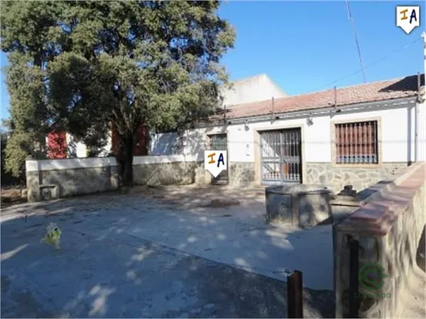 Casa de 0,025 ha en venta en Isla Redonda, Sevilla