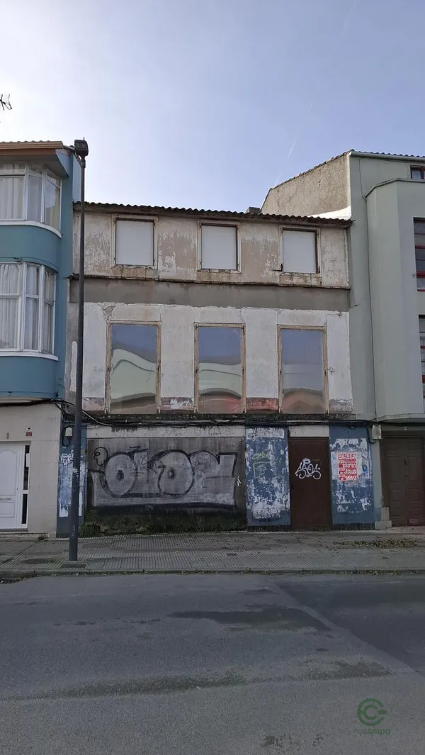 Casa de 0,023 ha en venta en Cambre, La coruna