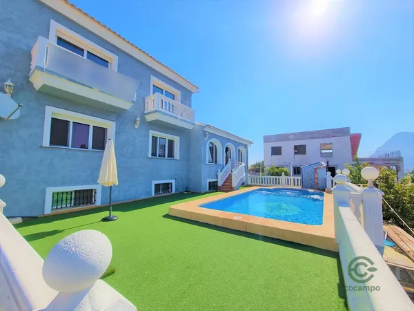 House of 0,13 ha for sale in Alicante