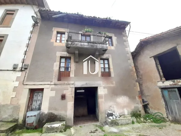 Casa de 0,018 ha en venta en Cantabria