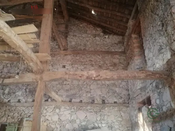 Casa de 0,0258 ha en venta en Turegano, Segovia