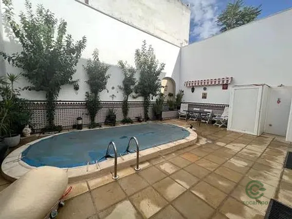 Spot image