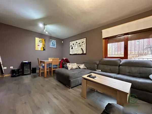 Casa de 0,0185 ha en venta en Doñinos de Salamanca, Salamanca
