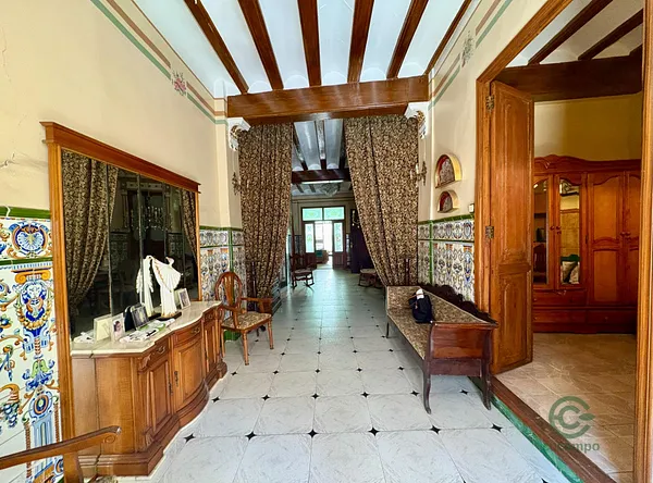 Spot image