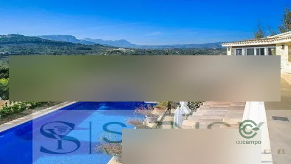 Finca de recreo de 0,32 ha en venta en Calpe, Alicante