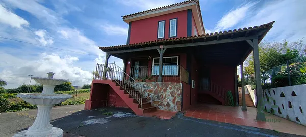 Casa de 0,15 ha en venta en Rosario (El), Sta.Cruz Tener.