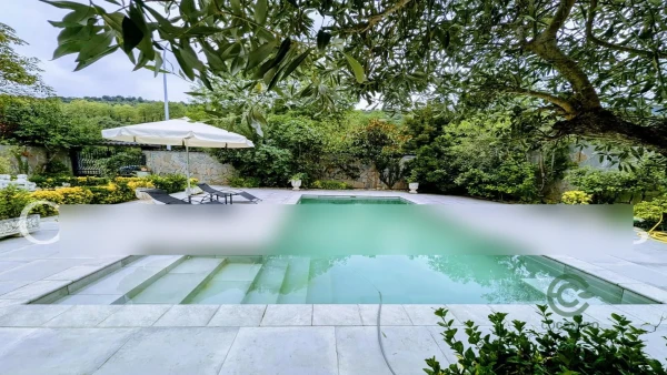 Casa de 0,0568 ha en venta en Llodio, Alava