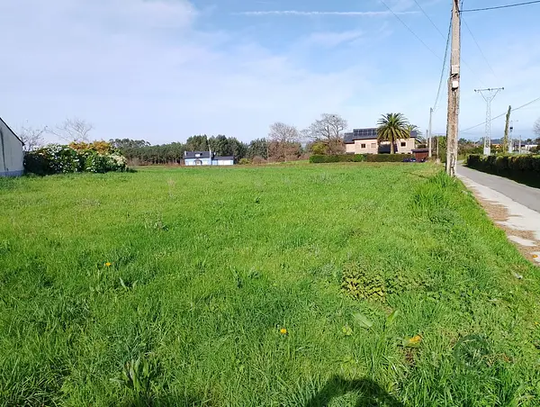 Terreno urbano de 0,88 ha en venta en Asturias