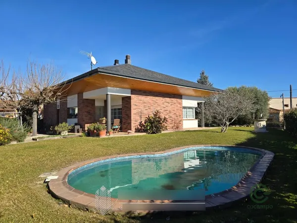 Casa de 0,0789 ha en venta en Gerona