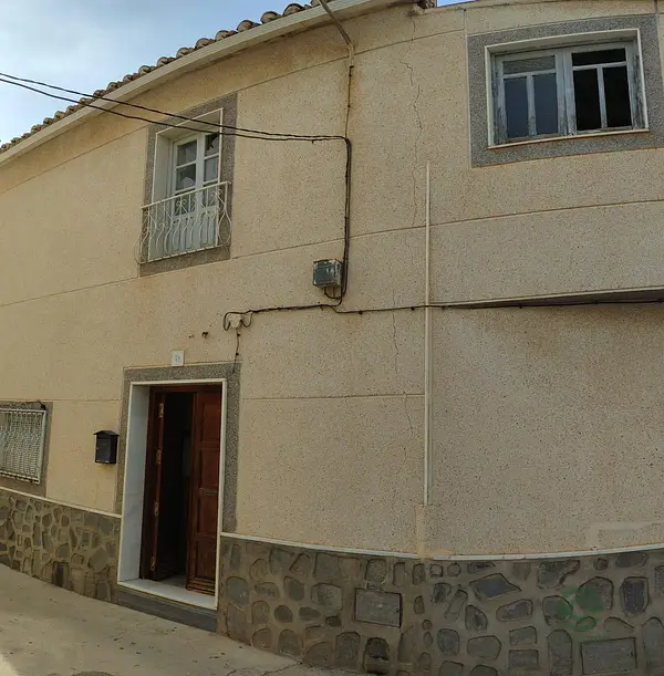 Spot image