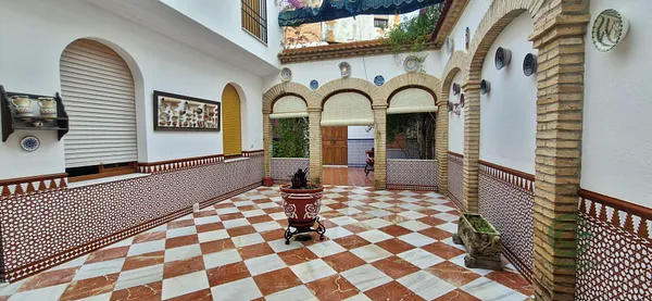 Spot image