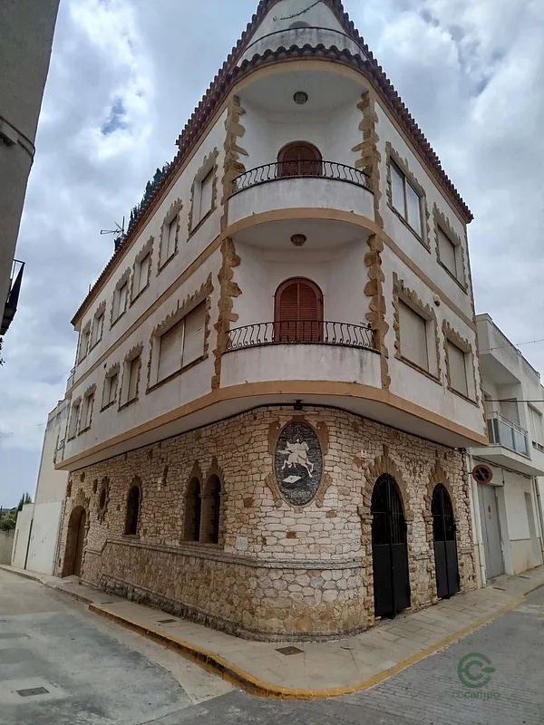 Spot image