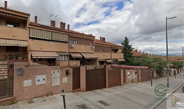 Casa de 0,0276 ha en venta en Móstoles, Madrid