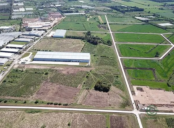 Nave industrial de 106 ha en venta en Buenos aires