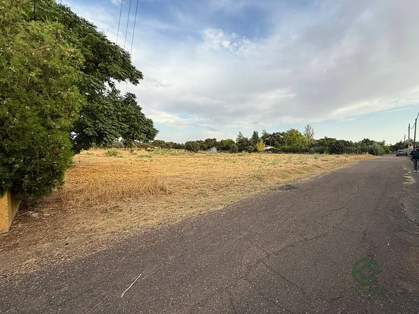 Terreno urbano de 0,543 ha en venta en Badajoz, Badajoz