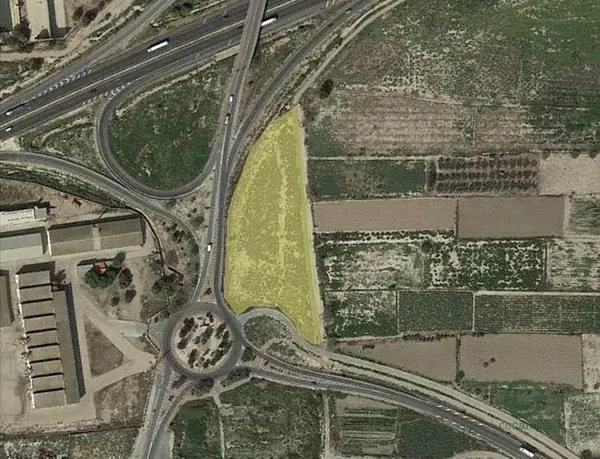 Finca agrícola de 0,9675 ha en alquiler en Cox, Alicante