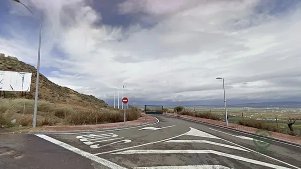 Terreno urbano de 0,1583 ha en venta en Antequera, Malaga