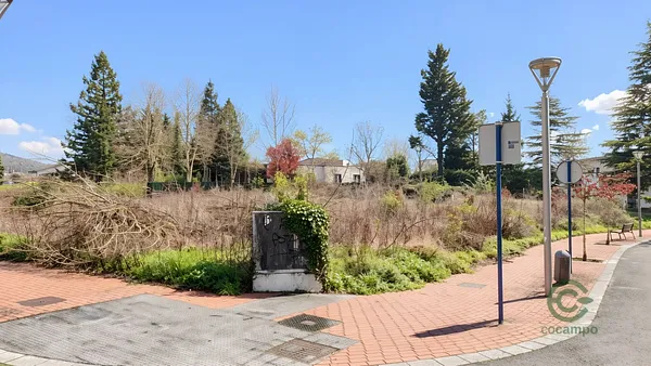 Terreno urbano de 0,1801 ha en venta en Vitoria-Gasteiz, Alava