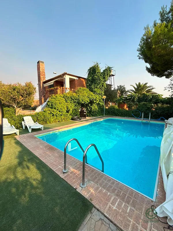 Finca rústica de 0,33 ha en venta en Valdepeñas, Ciudad Real
