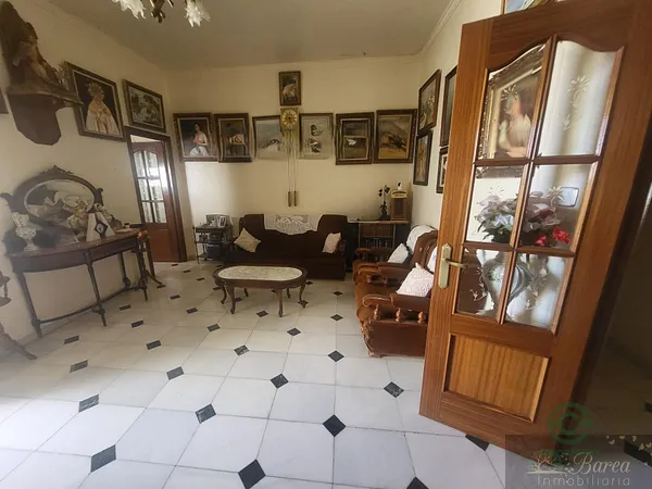 Casa de 0,0175 ha en venta en Rute, Córdoba