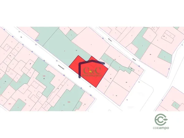 Terreno urbano de 0,0241 ha en venta en Manzanares, Ciudad real