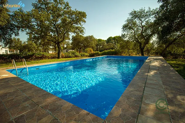 Finca de recreo de 0,96 ha en venta en Badajoz, Badajoz
