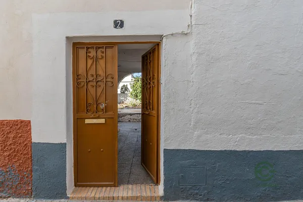 Spot image