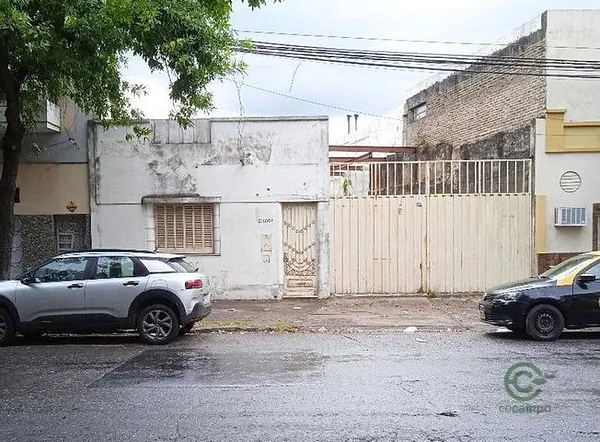 Terreno urbano de 0,1 ha en venta en Santa fe