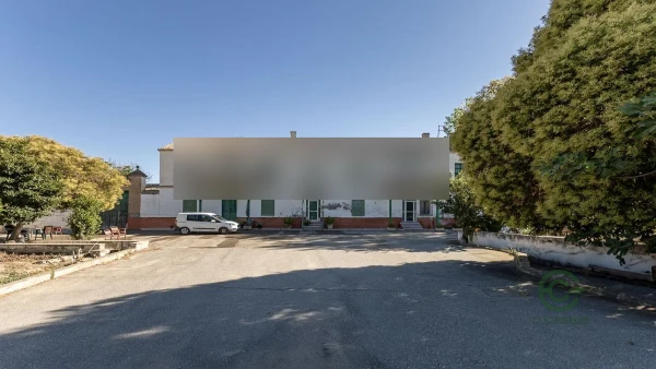 Finca de recreo de 1,5 ha en venta en Granada, Granada