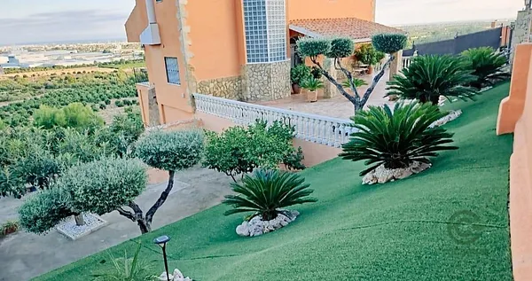 Casa de 0,098 ha en venta en Borriol, Castellon