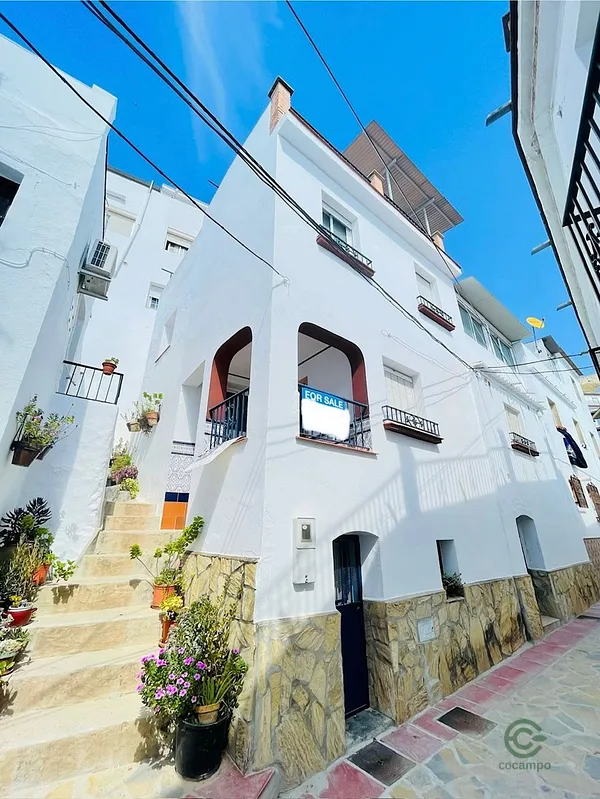 Casa de 0,02 ha en venta en Cómpeta, Málaga