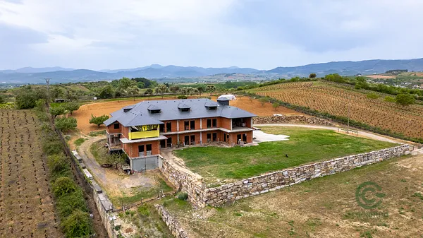 Finca rústica de 3,9256 ha en venta en Camponaraya, León