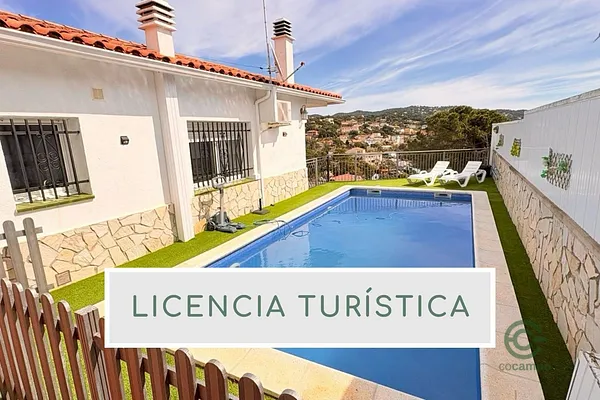 Casa de 0,0642 ha en venta en Girona
