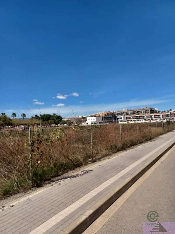 Terreno urbano de 0,23 ha en venta en Burriana, Castellón