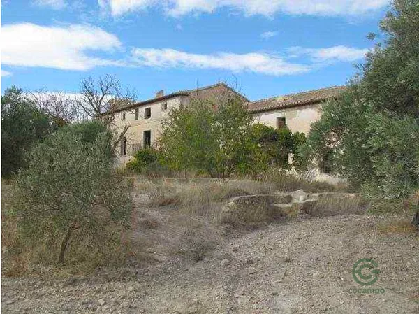 Finca agrícola de 47,72 ha en venta en Granada