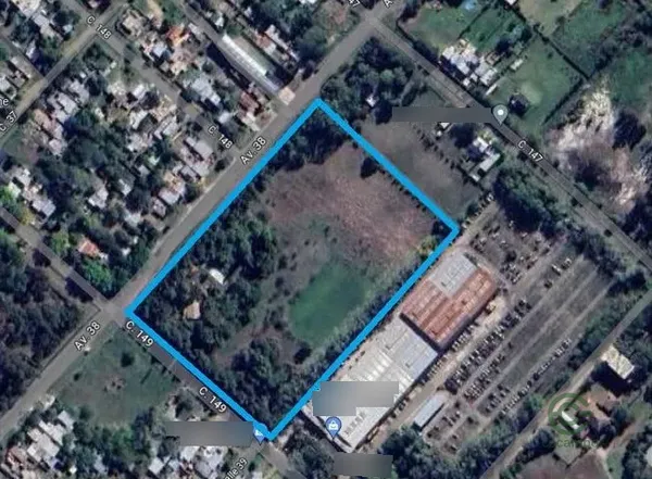 Finca de recreo de 2,5 ha en venta en Buenos aires