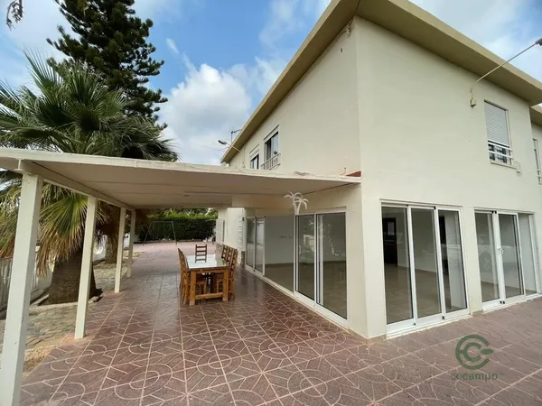Casa de 0,025 ha en venta en Elche pedanias, Alicante