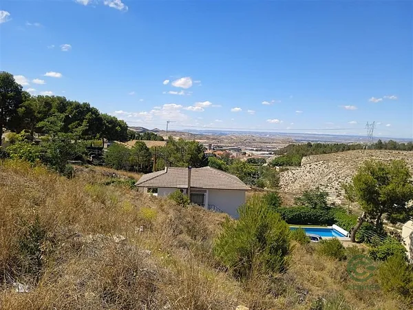 Finca rústica de 0,091 ha en venta en Cuarte de Huerva, Zaragoza