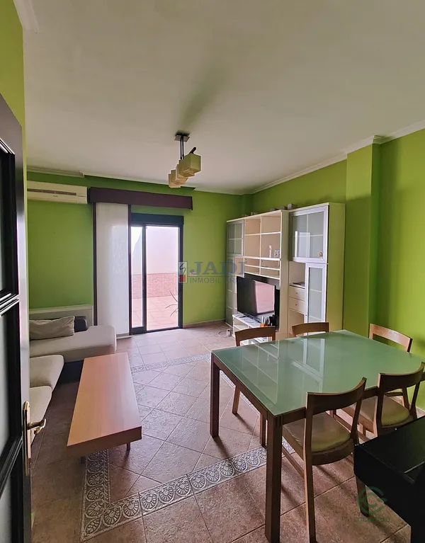Casa de 0,0098 ha en venta en Valdepeñas, Ciudad real