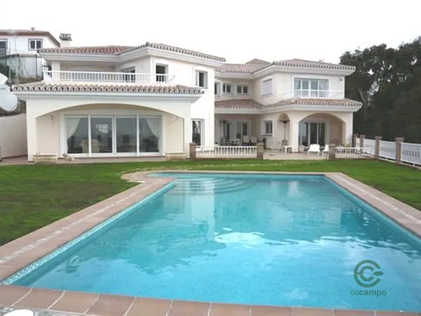 Casa de 0,1 ha per a venda a Màlaga