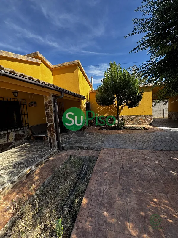 Casa de 0,1 ha en venta en El viso de san juan, Toledo