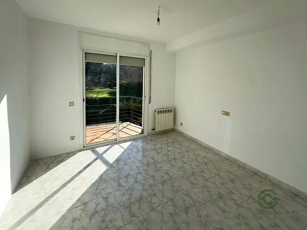 Casa de 0,0193 ha en venta en Barcelona