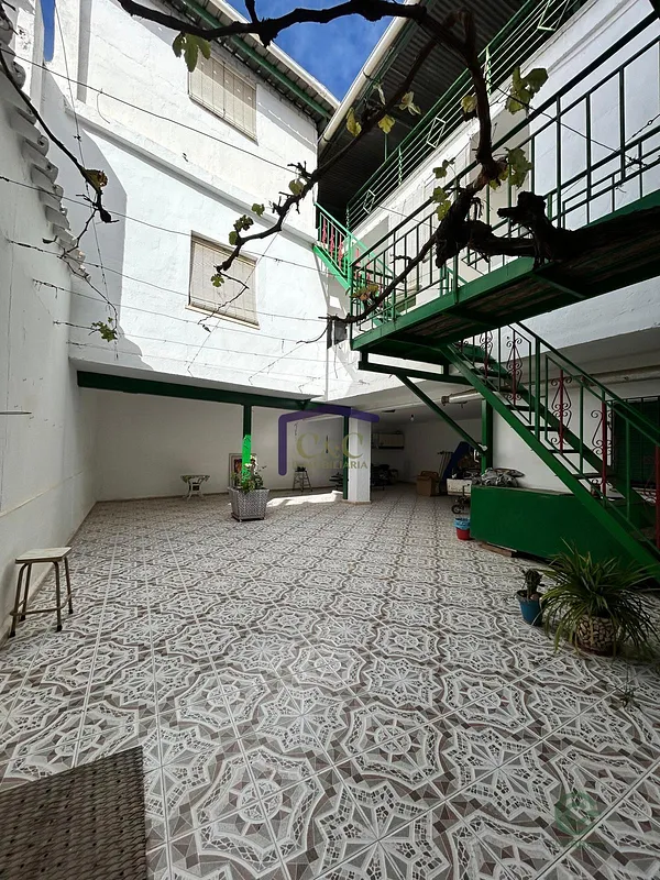 Spot image